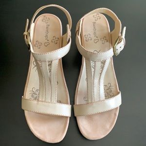 Wedge sandals Baretraps Size 8.5